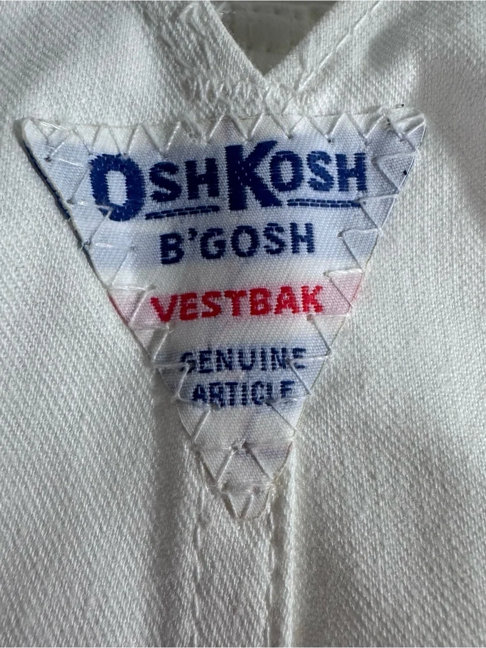 Vintage OshKosh B’Gosh White Vestbak Shortalls Toddler Overalls 2T